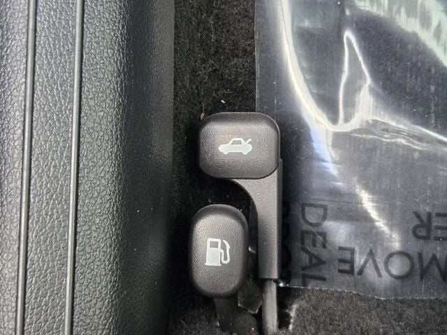 Used 2024 Kia Forte LXS FWD image 35