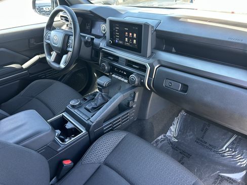 Certified 2026 Toyota 4Runner SR5 RWD image 9