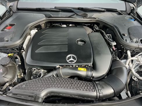 Used 2021 Mercedes-Benz E 350 4MATIC Sedan image 35