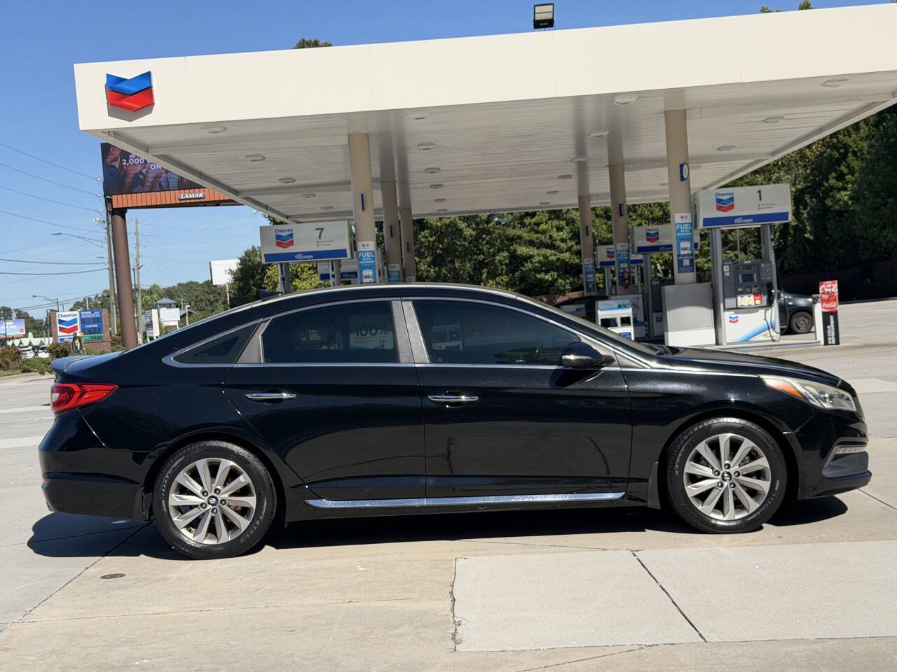 Used 2015 Hyundai Sonata Sport w/ Option Group 04 FWD image 24