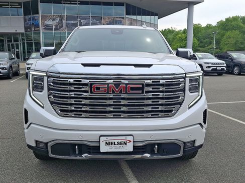 Used 2024 GMC Sierra 1500 Denali w/ Denali Reserve Package AWD/4WD image 29