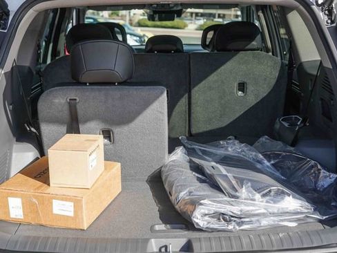 New 2026 Kia EV9 Wind image 26