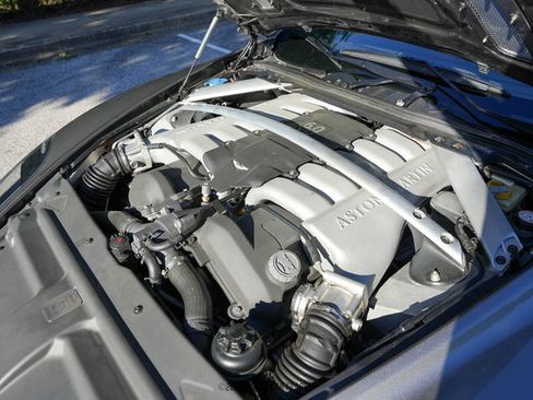 Used 2005 Aston Martin DB9 Coupe RWD image 17