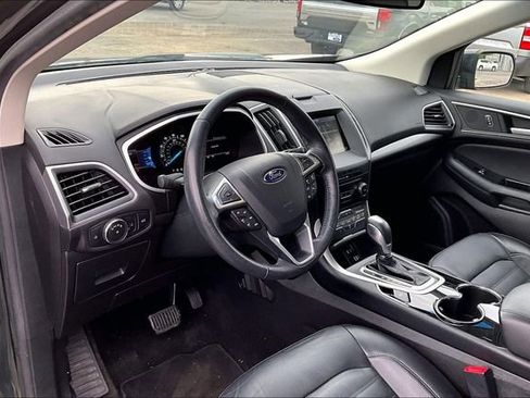 Used 2015 Ford Edge SEL w/ Equipment Group 201A FWD image 13