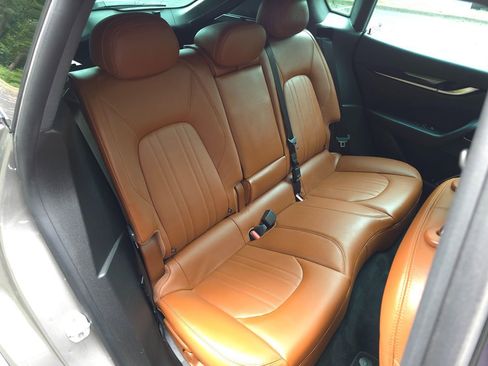 Used 2022 Maserati Levante GT image 17