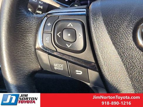 Used 2018 Toyota Avalon XLE FWD image 28