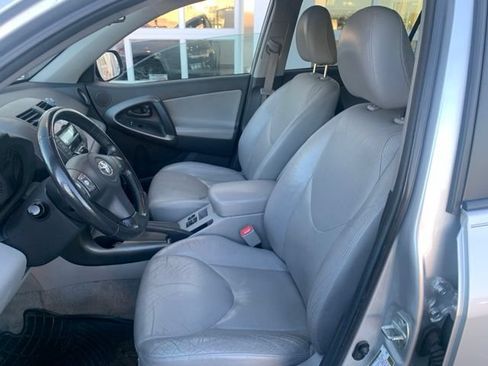 Used 2009 Toyota RAV4 Limited AWD/4WD image 8