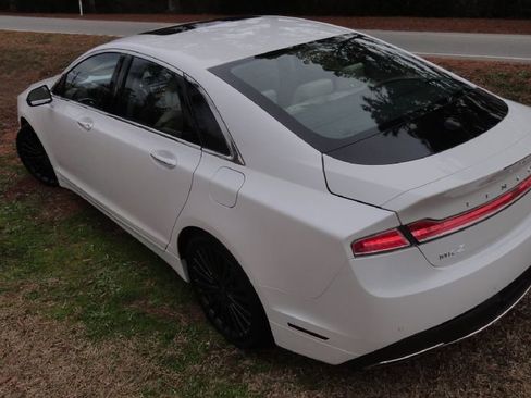 Used 2017 Lincoln MKZ Reserve w/ Climate Package image 5