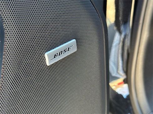 Used 2023 Chevrolet Suburban RST w/ Luxury Package image 25