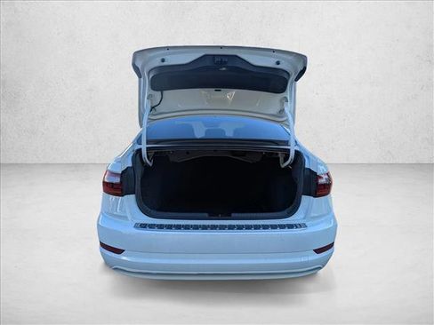 Used 2019 Volkswagen Jetta SEL FWD image 6
