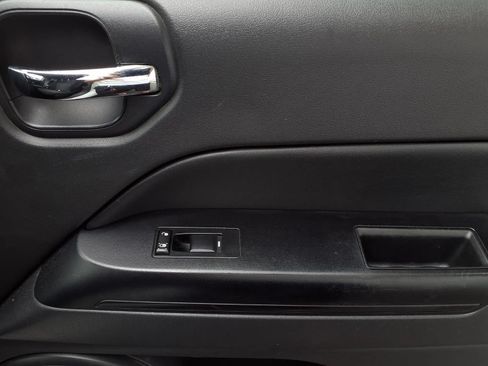 Used 2016 Jeep Patriot Sport w/ Power Value Group FWD image 24