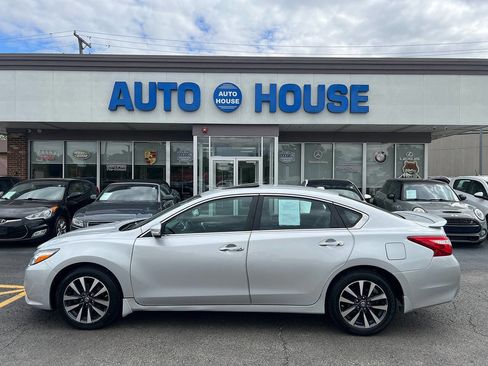 Used 2016 Nissan Altima 2.5 SL w/ 2.5 Technology Package FWD image 8