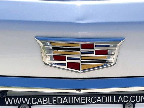 Used 2017 Cadillac XT5 Luxury w/ Driver Awareness Package image 8