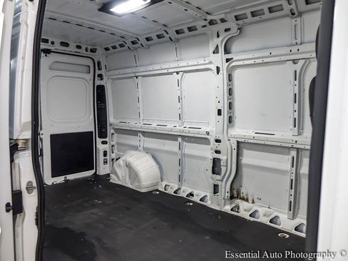 Used 2023 RAM ProMaster 2500 FWD image 16