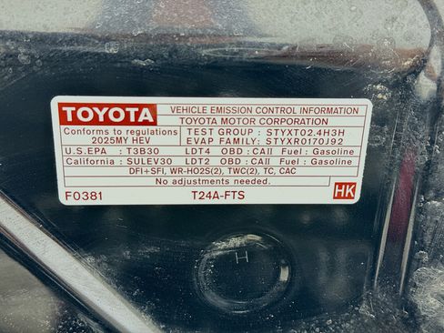 Used 2025 Toyota Tacoma TRD Pro w/ Tow Tech Package image 21