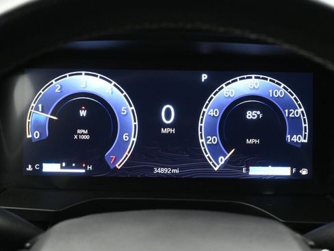 Used 2022 Jeep Grand Cherokee Altitude AWD/4WD image 8