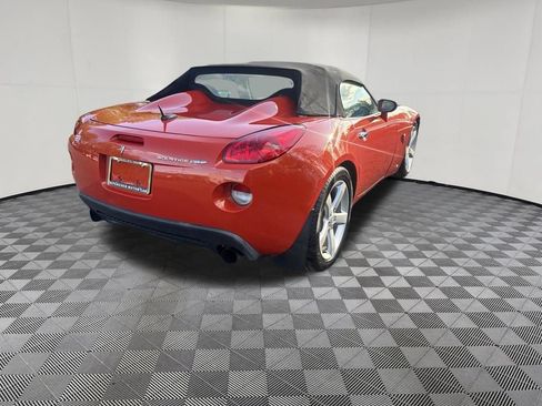 Used 2008 Pontiac Solstice GXP RWD image 12
