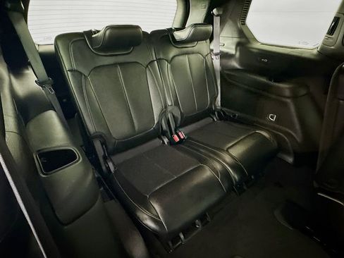 Certified 2024 Jeep Grand Cherokee L Limited w/ Luxury Tech Group II image 40