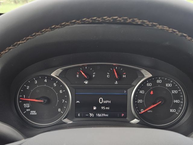 Used 2024 GMC Terrain AT4 w/ Tech Package AWD/4WD image 16