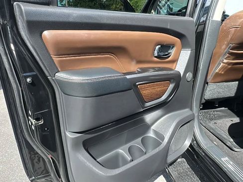 Used 2017 Nissan Titan Platinum Reserve AWD/4WD image 25