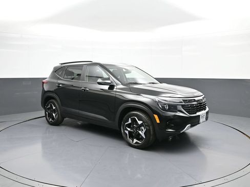 Certified 2025 Kia Seltos S AWD/4WD image 4