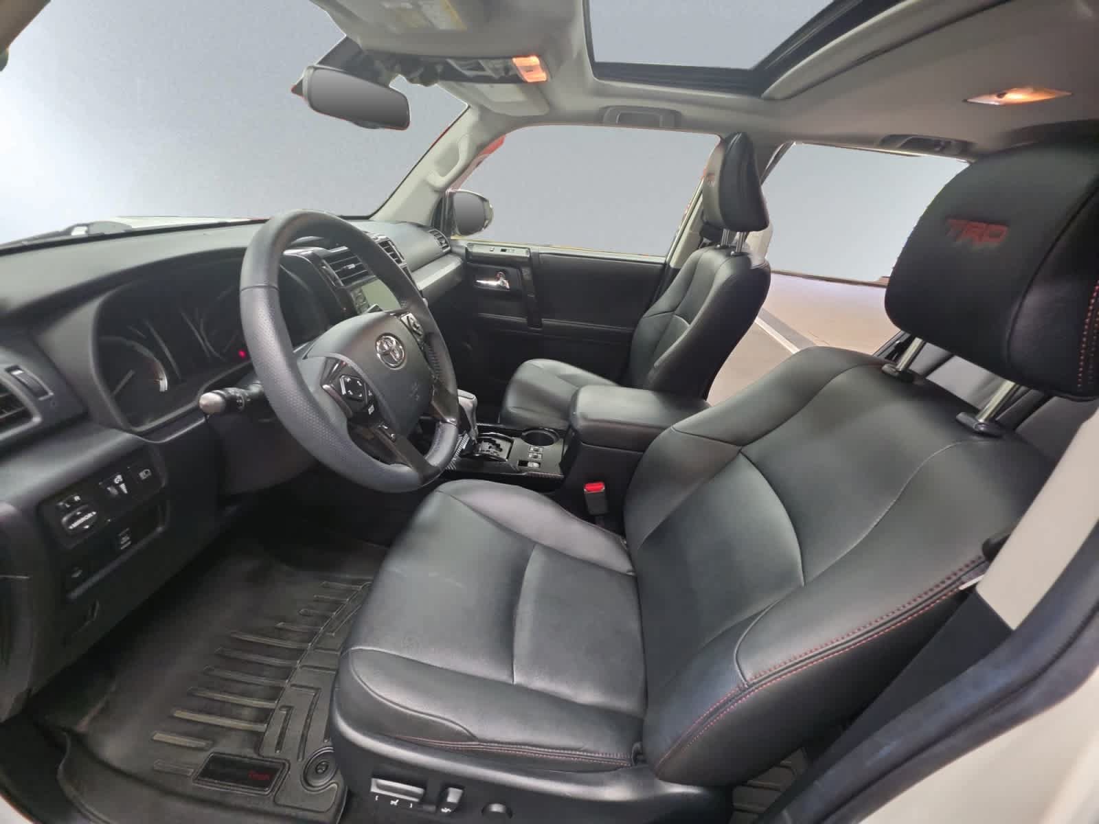 Used 2021 Toyota 4Runner TRD Off-Road Premium w/ Moonroof Package AWD/4WD image 7