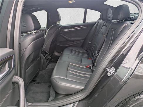 Used 2019 BMW 530i w/ Convenience Package image 19