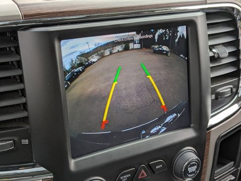 Used 2015 RAM 1500 Laramie w/ Convenience Group image 19