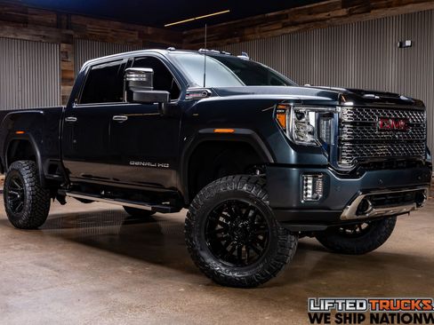 Used 2020 GMC Sierra 2500 Denali w/ Denali Ultimate Package image 1