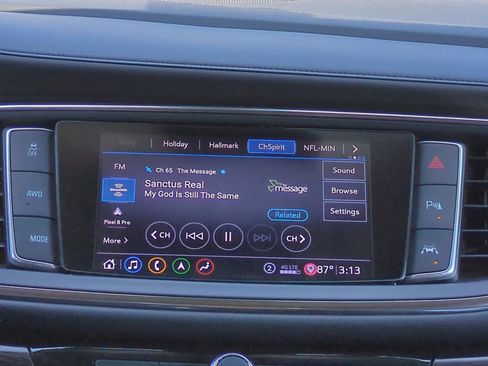 Used 2021 Buick Enclave Avenir w/ Avenir Technology Package AWD/4WD image 20