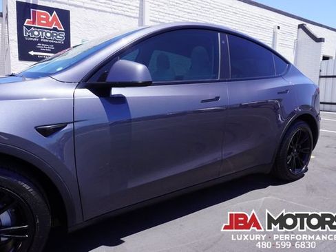 Used 2021 Tesla Model Y Long Range AWD/4WD image 20