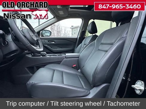 Used 2023 Nissan Rogue SV w/ SV Premium B Package image 11