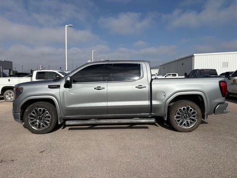 Used 2023 GMC Sierra 1500 Denali Ultimate AWD/4WD image 2
