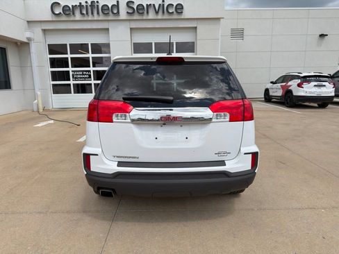 Used 2017 GMC Terrain SLE FWD image 5