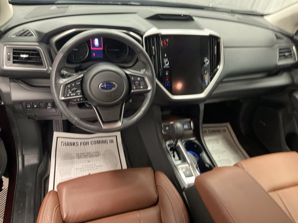 Used 2023 Subaru Ascent Touring AWD/4WD image 4