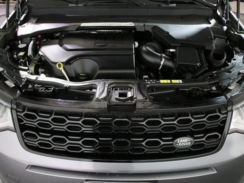 Used 2023 Land Rover Discovery Sport SE image 37