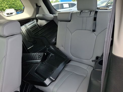 Certified 2025 Honda Pilot EX-L image 12