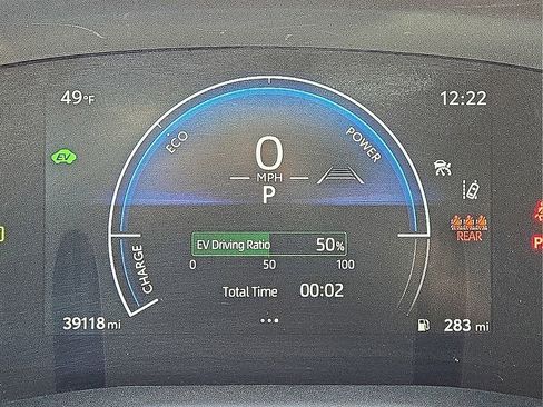 Used 2025 Toyota Camry SE image 27