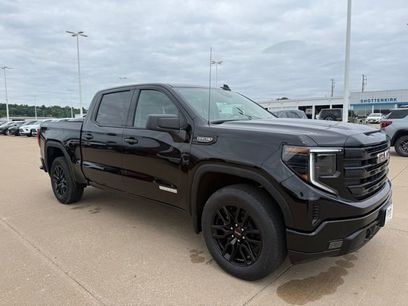 New 2026 GMC Sierra 1500 Elevation w/ Preferred Package