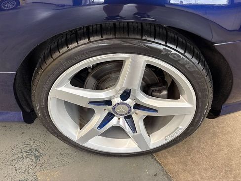 Used 2014 Mercedes-Benz SLK 350 w/ Sport Package image 31