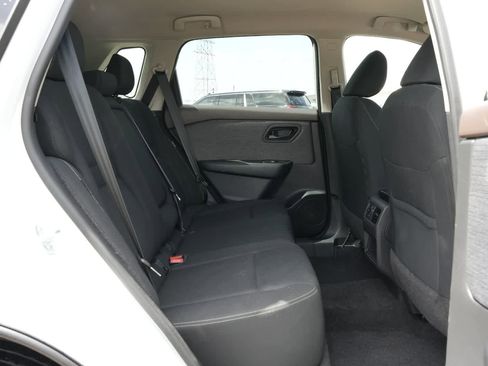 Used 2023 Nissan Rogue S FWD image 20