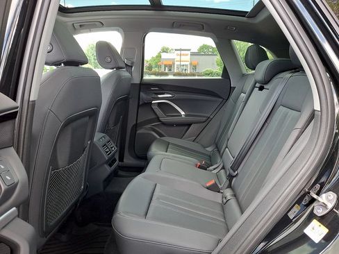 Certified 2025 Audi Q5 Premium w/ Premium Plus AWD/4WD image 13