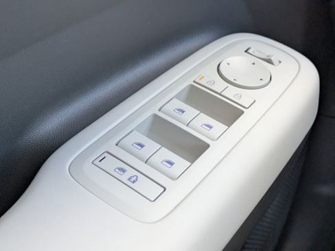 New 2026 Hyundai Santa Fe SE image 21