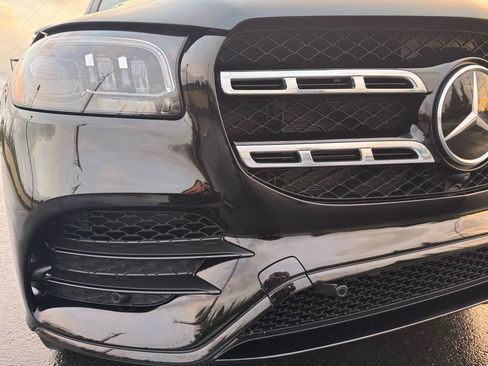 Used 2023 Mercedes-Benz GLS 580 4MATIC image 13