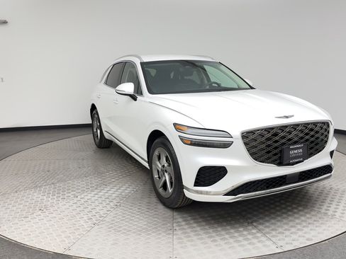 Certified 2026 Genesis GV70 2.5T image 8