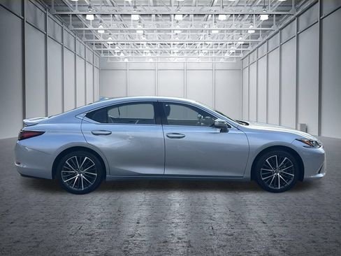 Used 2024 Lexus ES 350 w/ Premium Package FWD image 22