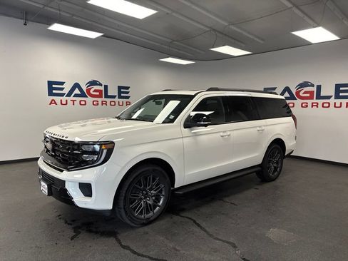 New 2026 Ford Expedition Max Platinum w/ Stealth Appearance Package AWD/4WD image 6