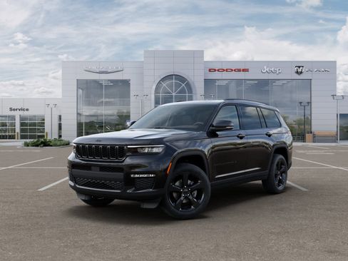 New 2025 Jeep Grand Cherokee L Limited w/ Black Appearance Package AWD/4WD image 1
