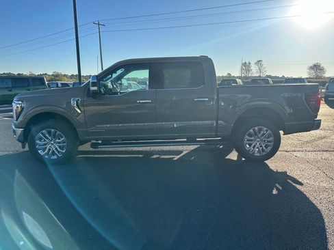 New 2025 Ford F150 Lariat w/ Equipment Group 502A High image 43