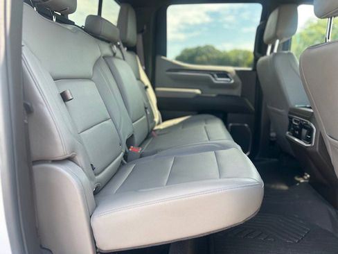 Used 2024 Chevrolet Silverado 1500 LTZ image 13